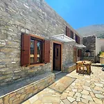 Echo Traditional House - ηχώ παραδοσιακό σπίτι * Embonas
