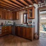 Дом отдыха Echo Traditional House - ηχώ παραδοσιακό σπίτι *